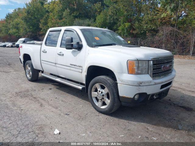  Salvage GMC Sierra 2500