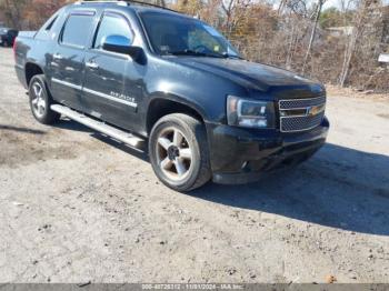  Salvage Chevrolet Avalanche