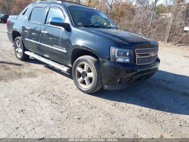  Salvage Chevrolet Avalanche