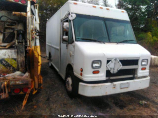  Salvage Freightliner Chassis