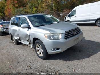  Salvage Toyota Highlander