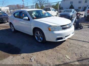  Salvage Dodge Avenger