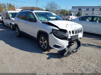  Salvage Jeep Cherokee