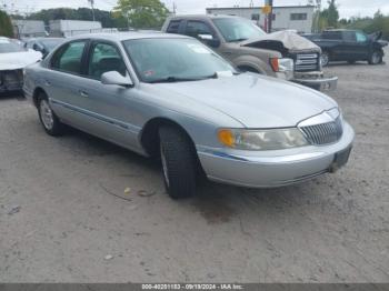  Salvage Lincoln Continental