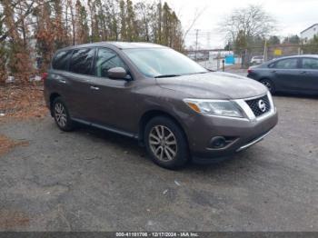  Salvage Nissan Pathfinder