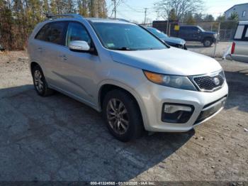  Salvage Kia Sorento