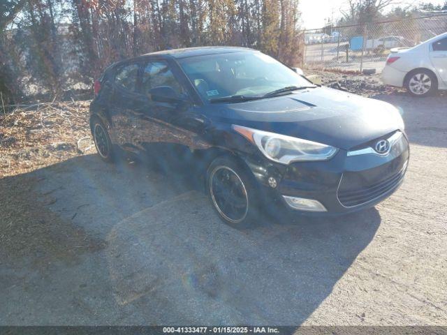  Salvage Hyundai VELOSTER