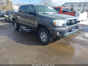  Salvage Toyota Tacoma