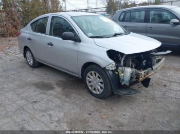  Salvage Nissan Versa