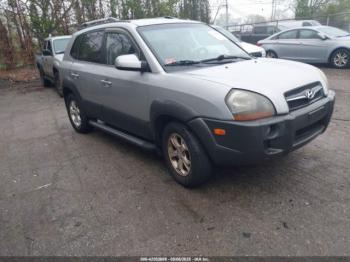  Salvage Hyundai TUCSON