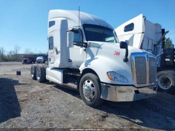  Salvage Kenworth Construction