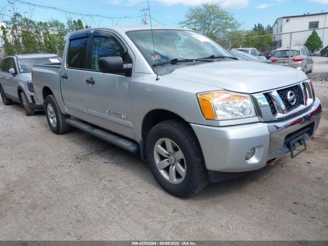  Salvage Nissan Titan