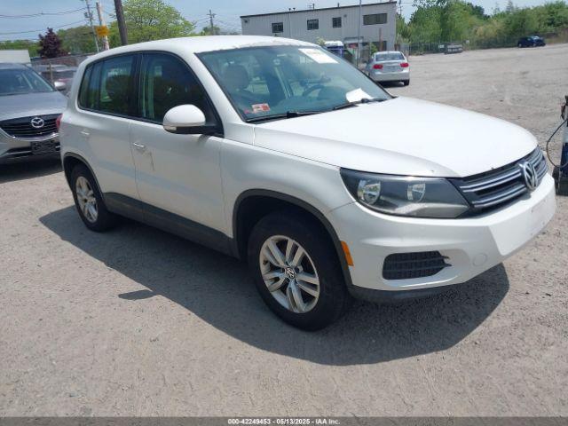 Salvage Volkswagen Tiguan