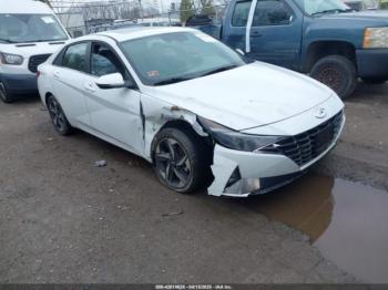  Salvage Hyundai ELANTRA