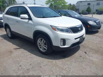  Salvage Kia Sorento