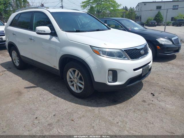  Salvage Kia Sorento