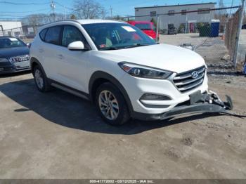  Salvage Hyundai TUCSON