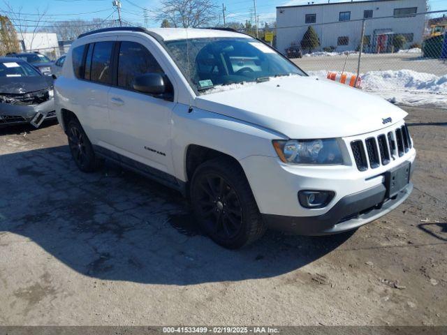  Salvage Jeep Compass