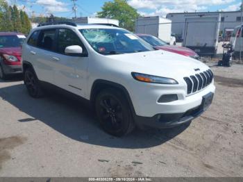  Salvage Jeep Cherokee
