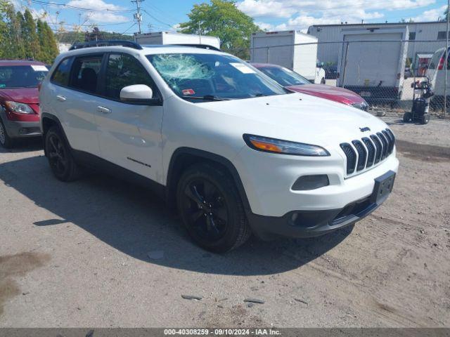  Salvage Jeep Cherokee