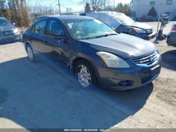  Salvage Nissan Altima