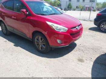  Salvage Hyundai TUCSON