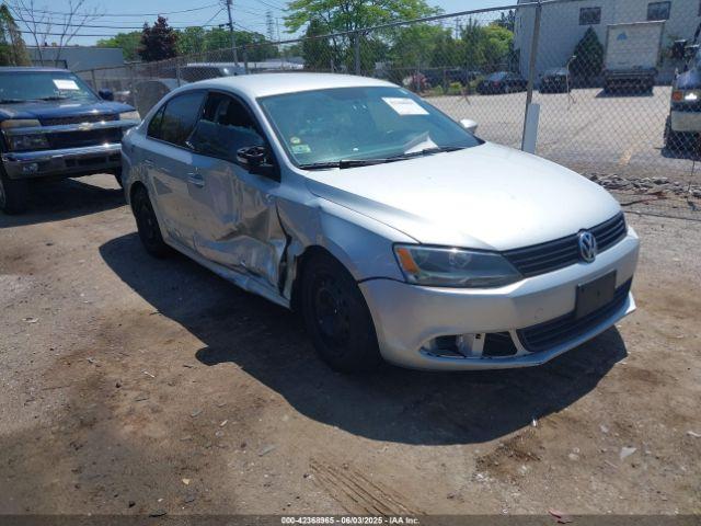  Salvage Volkswagen Jetta