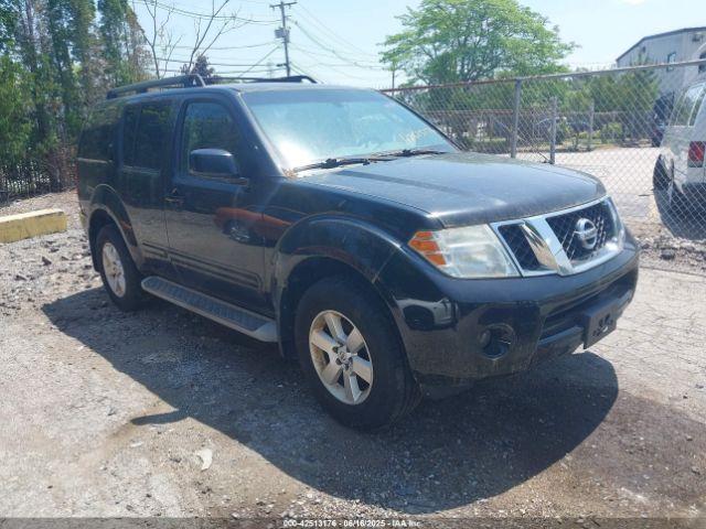  Salvage Nissan Pathfinder