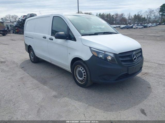  Salvage Mercedes-Benz Metris