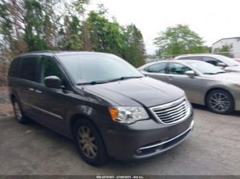  Salvage Chrysler Town & Country