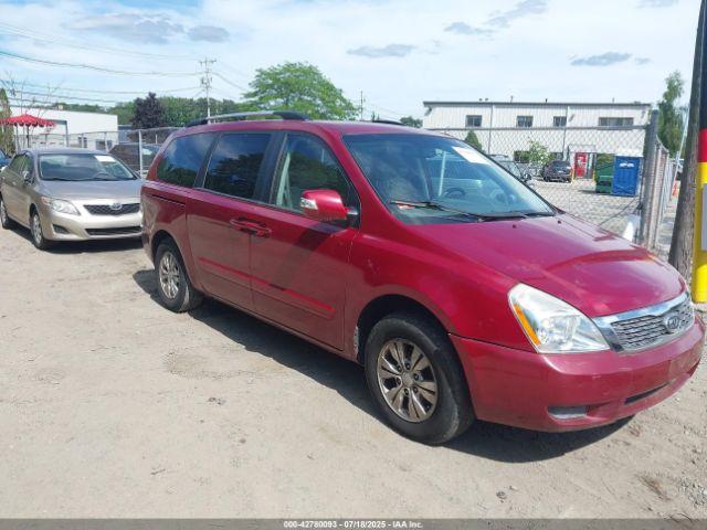  Salvage Kia Sedona