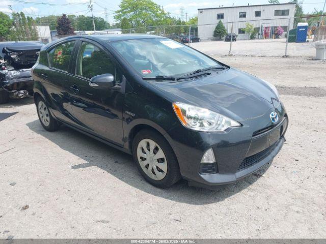  Salvage Toyota Prius c