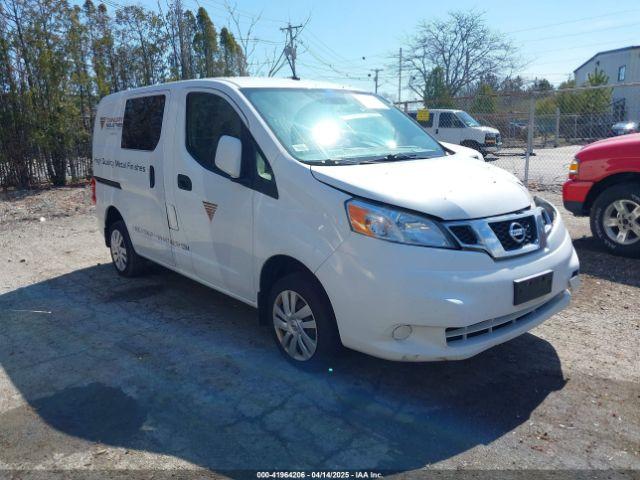  Salvage Nissan Nv