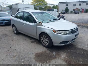  Salvage Kia Forte