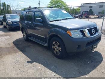  Salvage Nissan Pathfinder