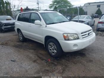  Salvage Toyota Highlander