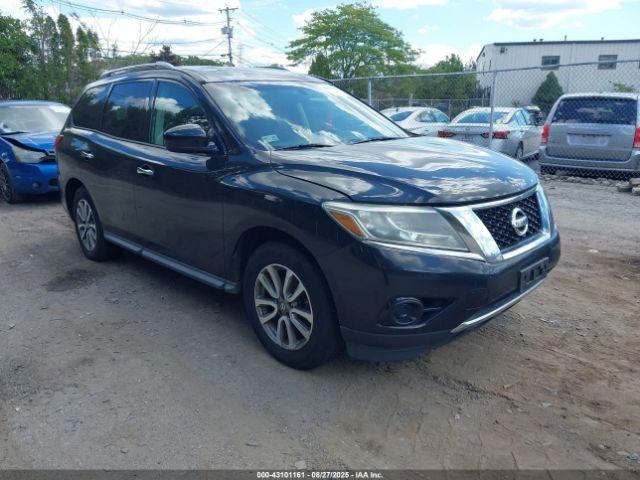  Salvage Nissan Pathfinder