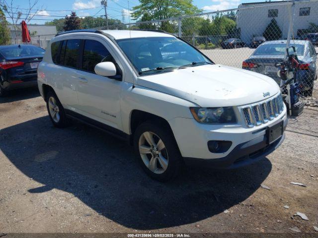  Salvage Jeep Compass