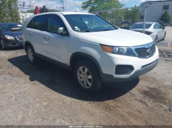  Salvage Kia Sorento