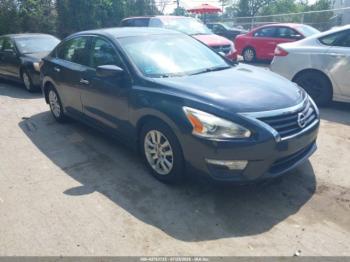  Salvage Nissan Altima