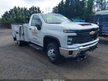  Salvage Chevrolet Silverado 3500