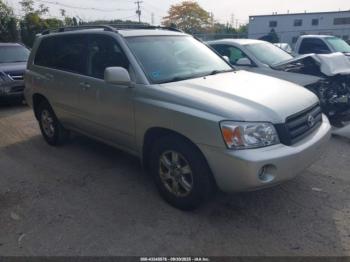  Salvage Toyota Highlander