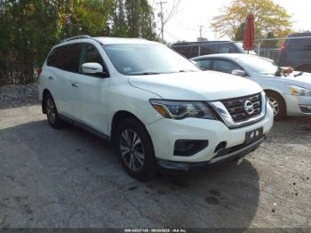  Salvage Nissan Pathfinder