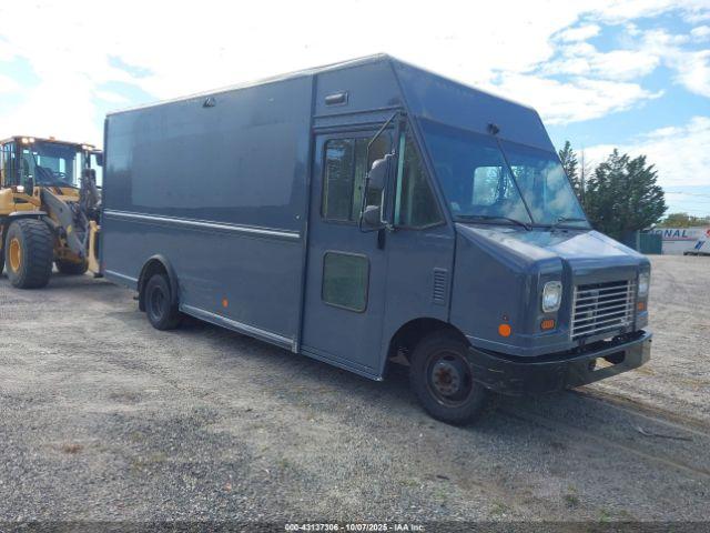 Salvage Ford E-450