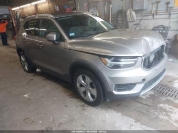  Salvage Volvo XC40