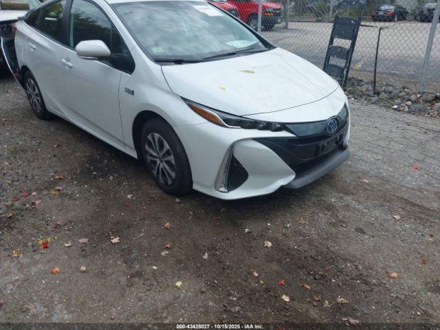  Salvage Toyota Prius Prime