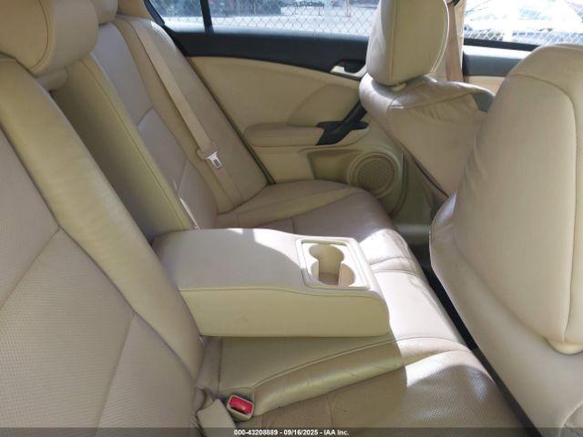 Acura TSX 2.4 Image 9