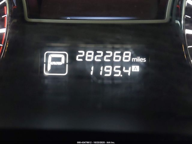 Nissan Pathfinder Platinum Image 15