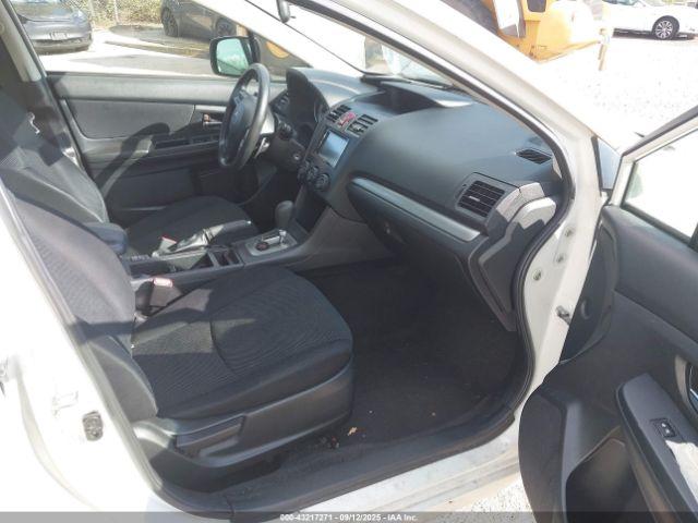 Subaru Impreza 2.0i Premium Image 10