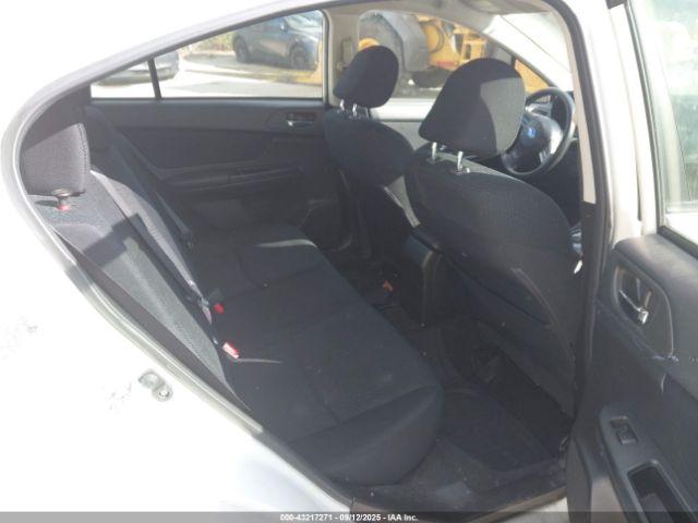 Subaru Impreza 2.0i Premium Image 9